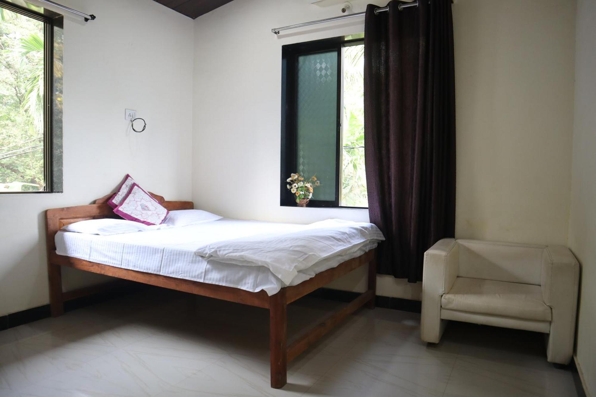 Gokul Cottage & Villa Revadanda Exterior foto